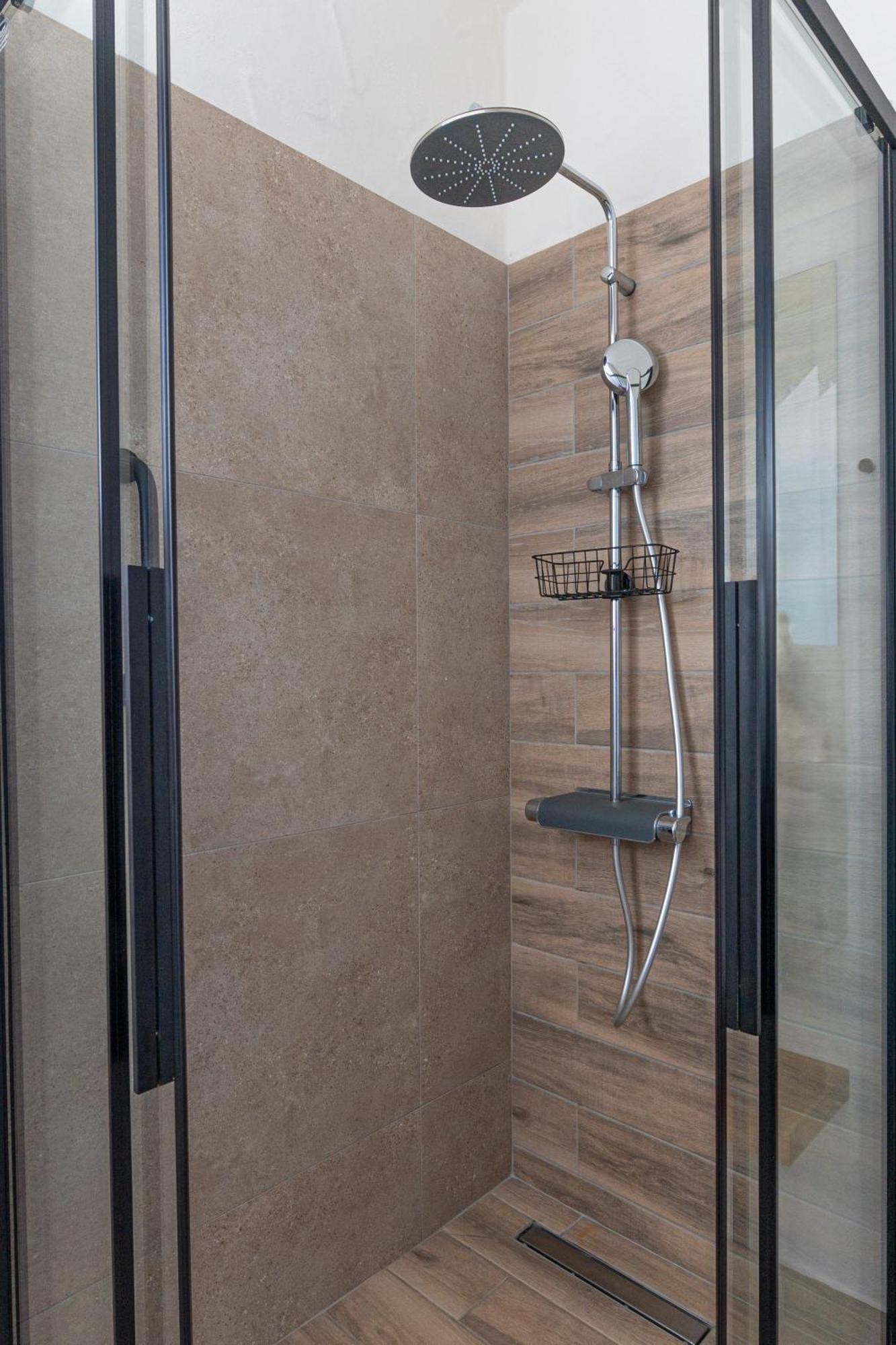 Irissa Suites Paralia Irion Buitenkant foto