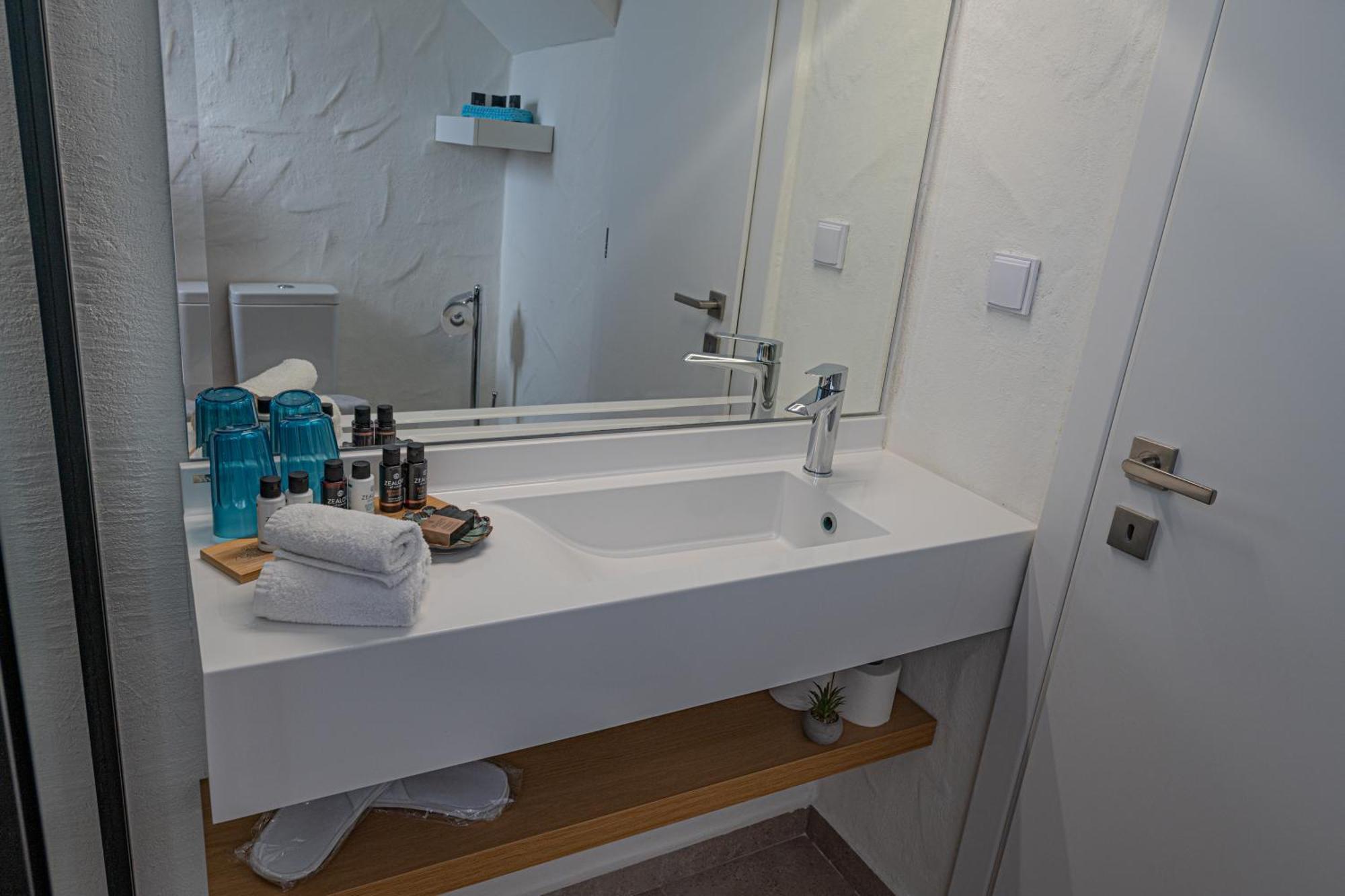 Irissa Suites Paralia Irion Buitenkant foto