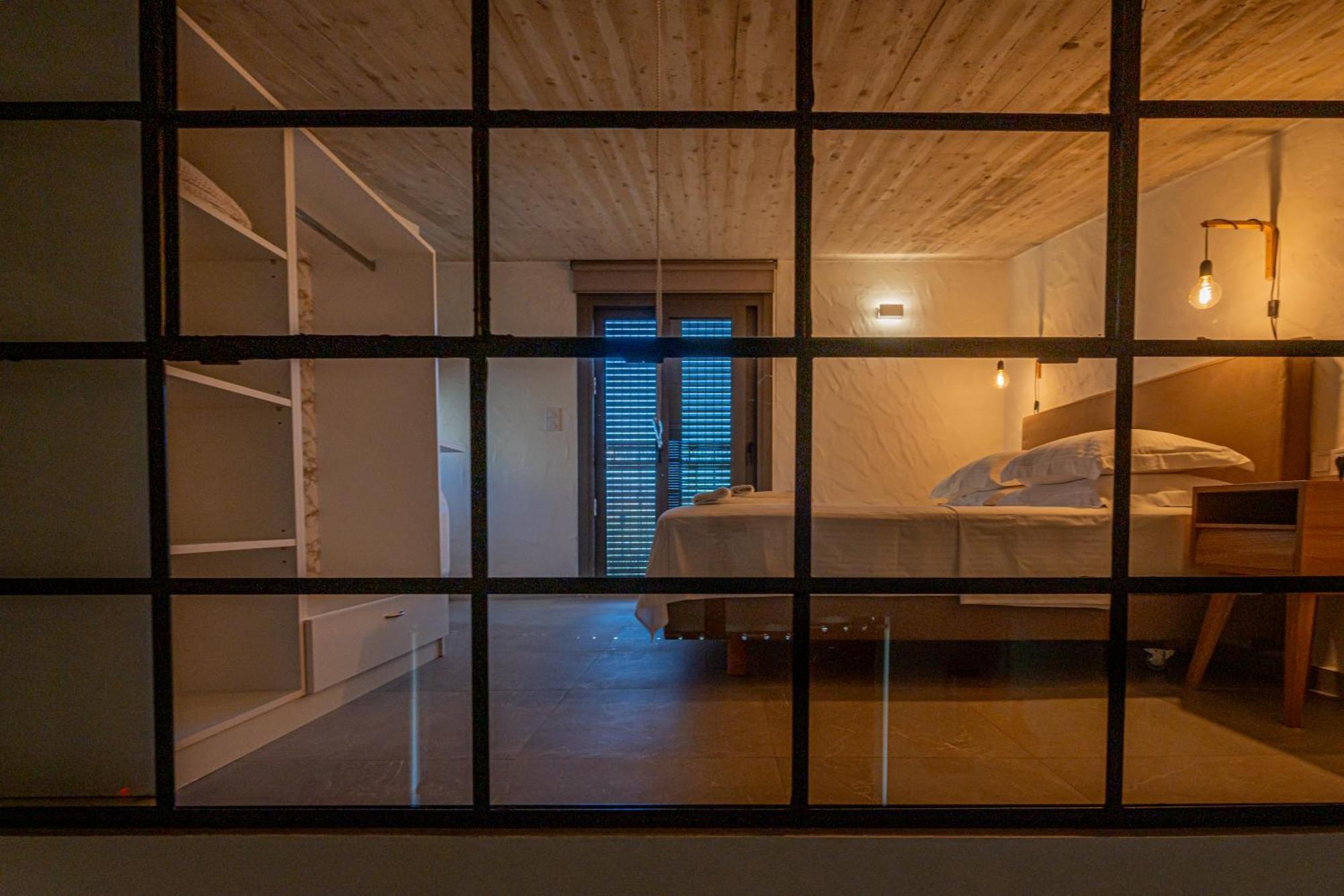 Irissa Suites Paralia Irion Kamer foto